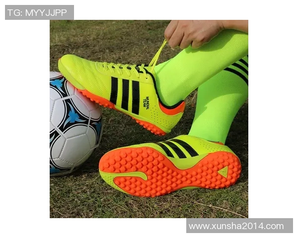 足球球星专用鞋适合夏季穿着吗？舒适性与透气性全解析